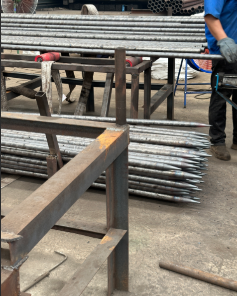 宜昌建筑工程所需材料：钢花管，超前小导管